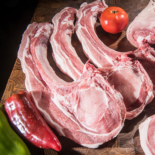 Όλη η προσοχή στην μπριζόλα